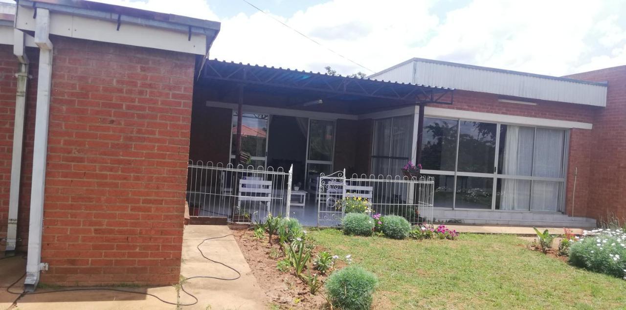 Savanna Bulawayo Exterior foto